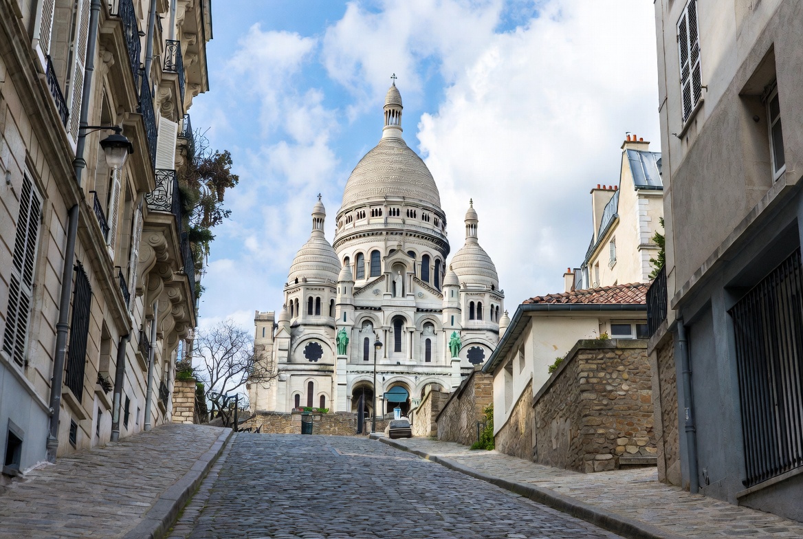 Montmartre Sacré-Cœur Paris — day 2 itinerary Paris Eagle Cab